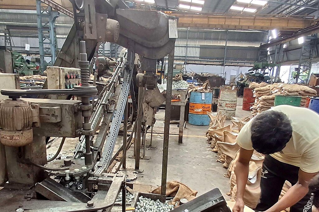 H R Steel facility